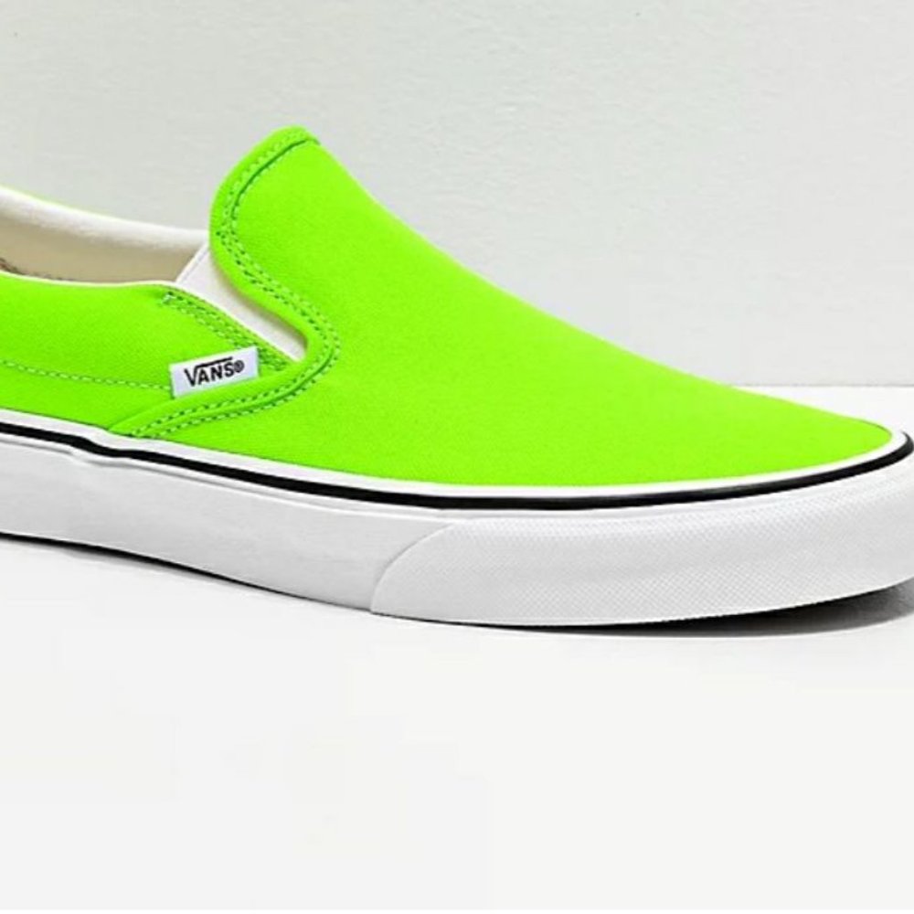 NEW Vans Classic Slip On Neon Green Geck  Sz 10.5